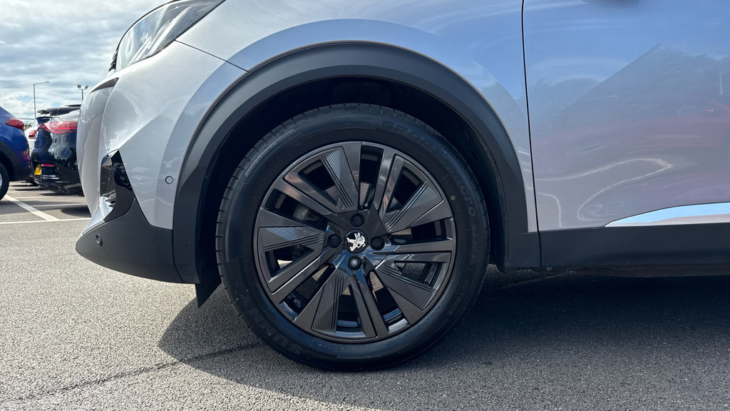 Peugeot e-2008 100Kw Allure 50Kwh  #31
