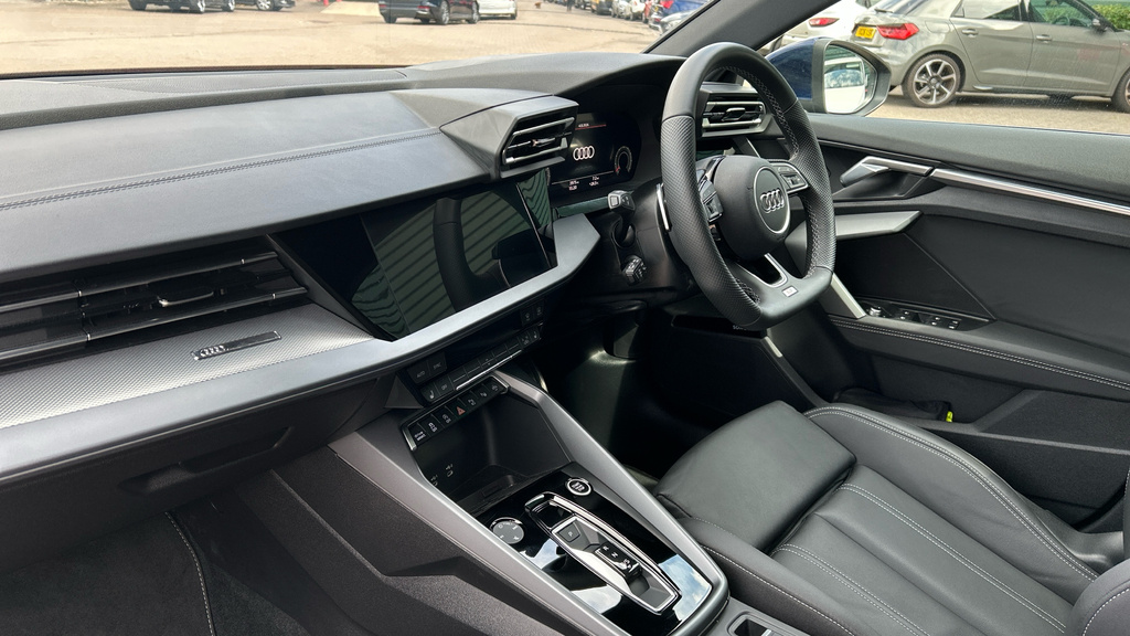 Audi A3 Audi A3 Saloon Sport Tfsi 116 Ps S Tronic Black #10