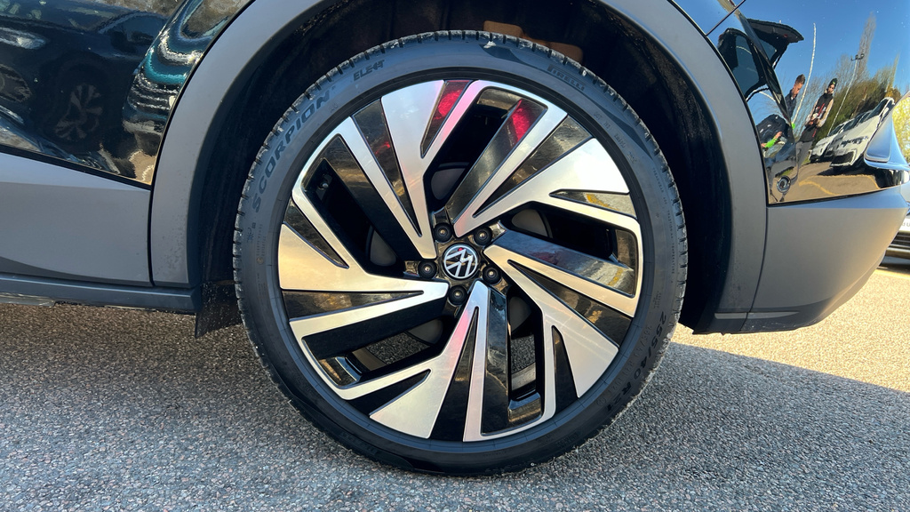 Volkswagen ID.4 210Kw 4Motion Match Pro 77Kwh Silver #22