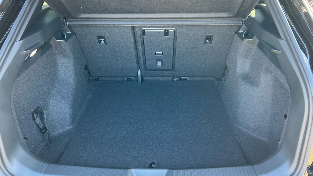 Volkswagen ID.4 210Kw 4Motion Match Pro 77Kwh Silver #18