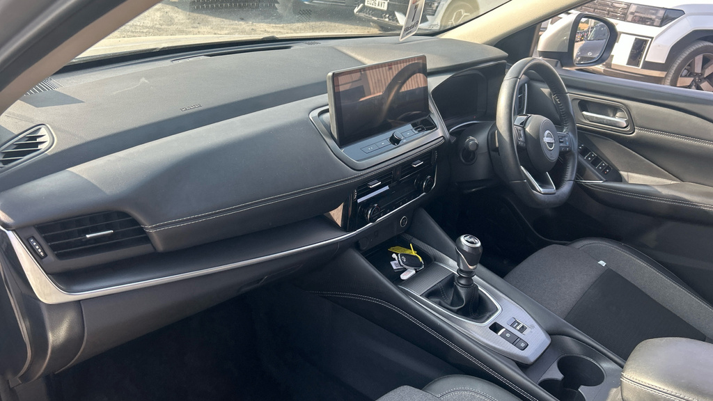 Nissan Qashqai 1.5 E-power Tekna White #10