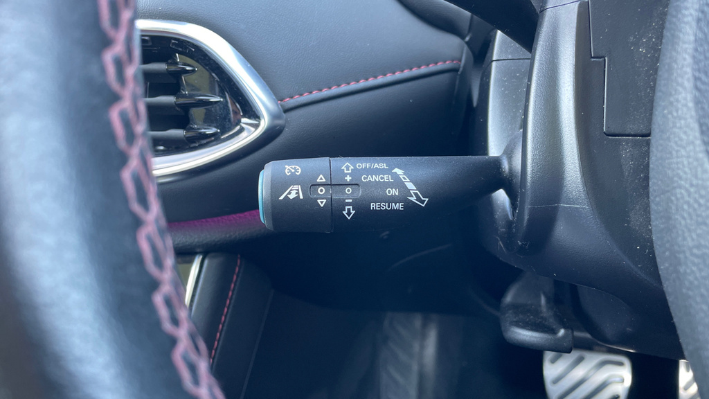 MG HS 1.5 T-gdi 16.6 Kwh Exclusive Suv Plug-i #20