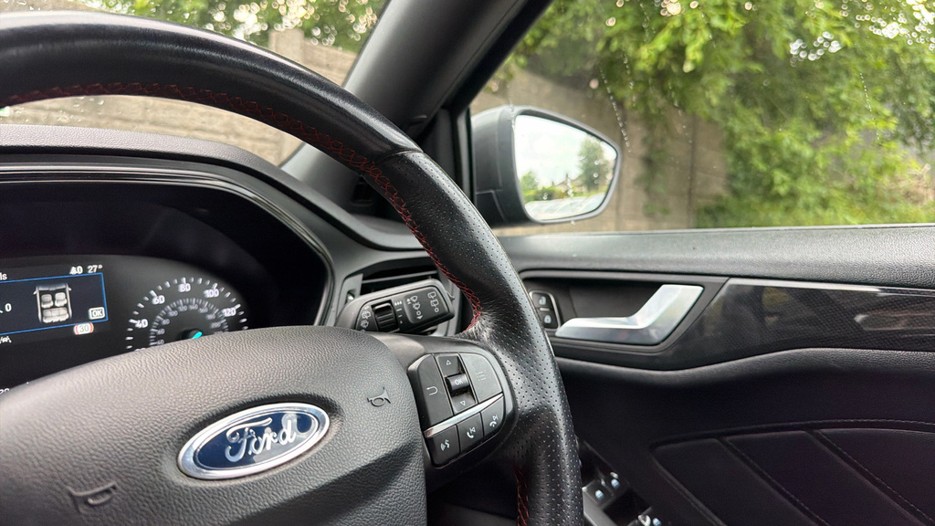 Ford Focus 1.0T Ecoboost Zetec Edition Euro 6 Ss Black #30