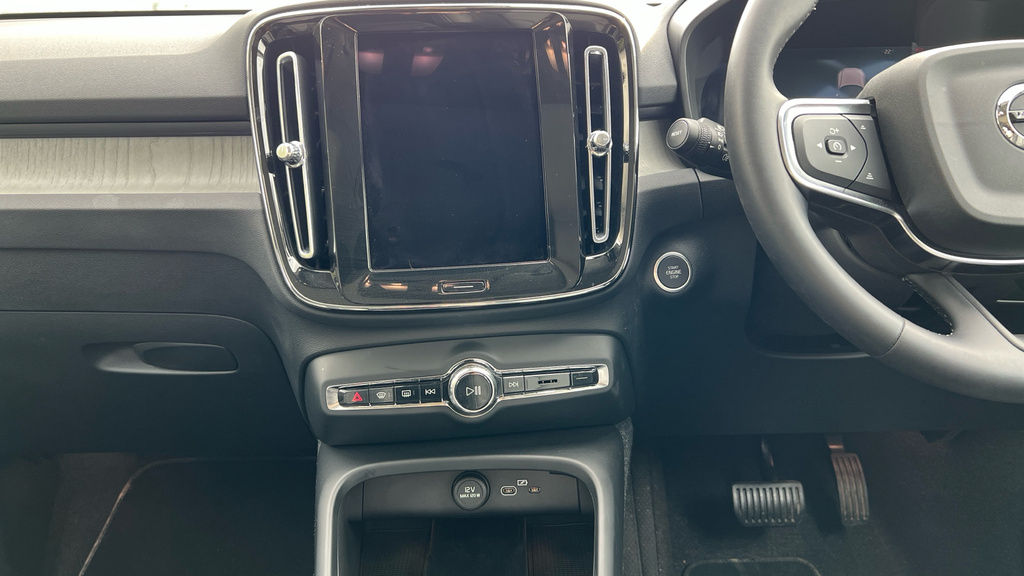 Volvo XC40 B4 Plus Dark - Mild Hybrid 360 Degree #30
