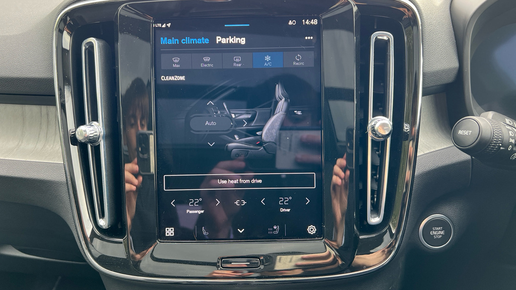 Volvo XC40 B4 Plus Dark - Mild Hybrid 360 Degree #27