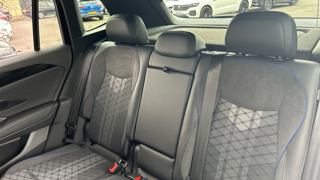 Volkswagen Tiguan Match Silver #14