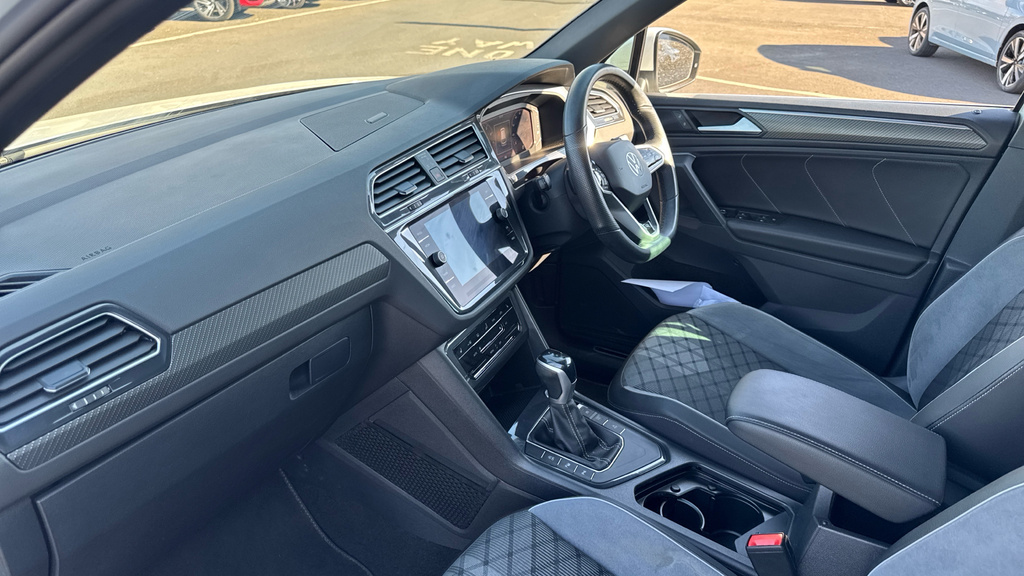 Volkswagen Tiguan 1.5 Tsi 150 Elegance Dsg  #27