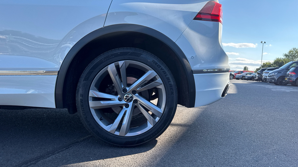 Volkswagen Tiguan 1.5 Tsi 150 Elegance Dsg  #20