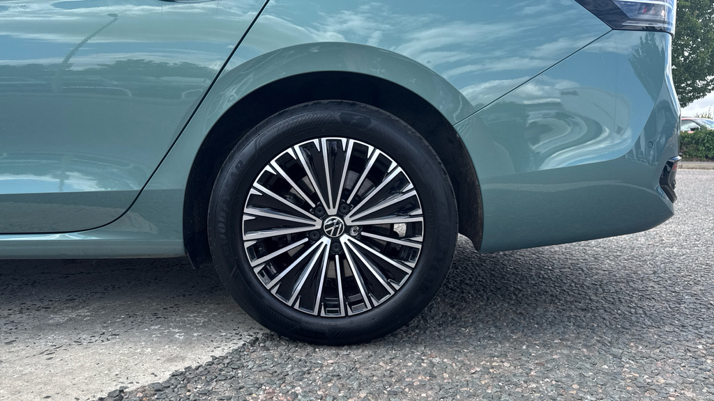Volkswagen Passat 1.5 Tsi Ehybrid 272 R-line Dsg Black #19