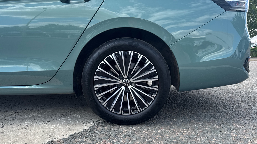 Volkswagen Passat 1.5 Tsi Ehybrid 272 R-line Dsg Black #20
