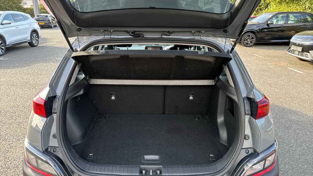 Hyundai Kona Kona Premium Ev Red #15