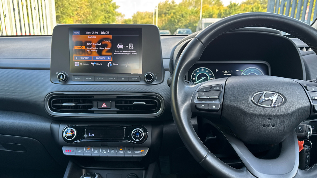 Hyundai Kona Kona Premium Ev Red #12