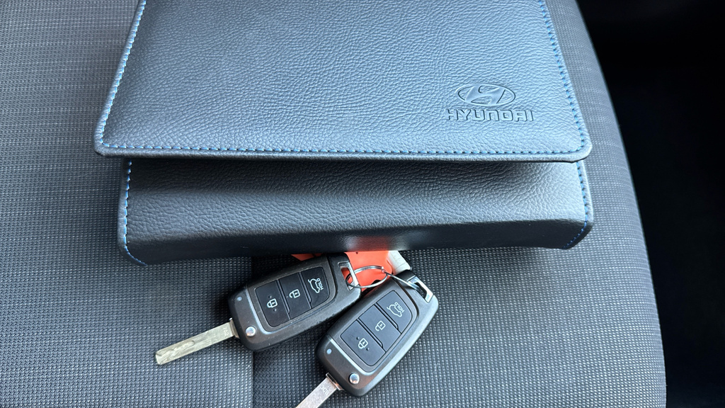 Hyundai Kona Kona Premium Ev Red #46