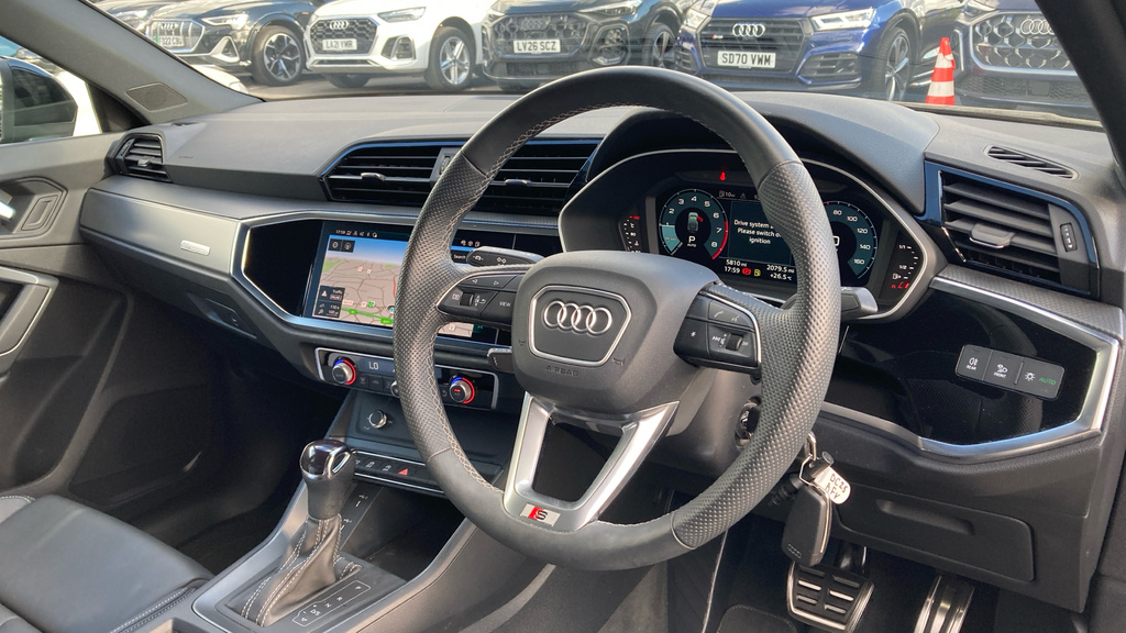 Audi Q3 35 Tfsi Black Edition S Tronic 20 Alloy Black #9