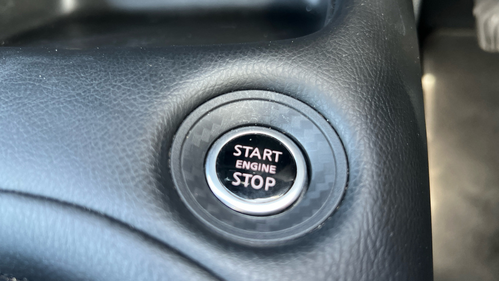 Nissan Juke 1.6 Hybrid N-connecta Black #30