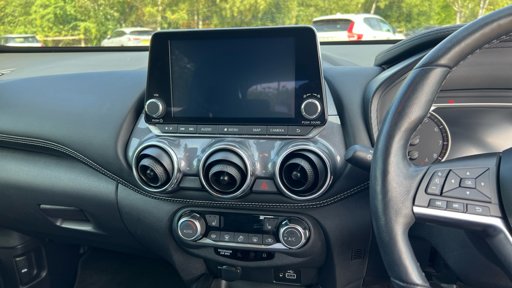 Nissan Juke 1.6 Hybrid N-connecta Black #32