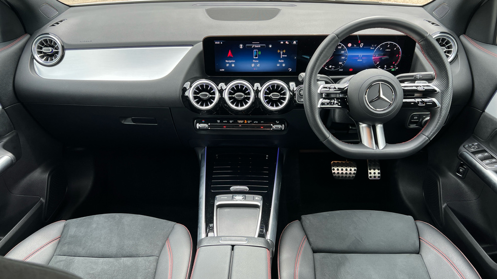 Mercedes-Benz GLA Class 2.0 Gla200d Amg Line Executive 8G-dct Euro 6 S Black #16