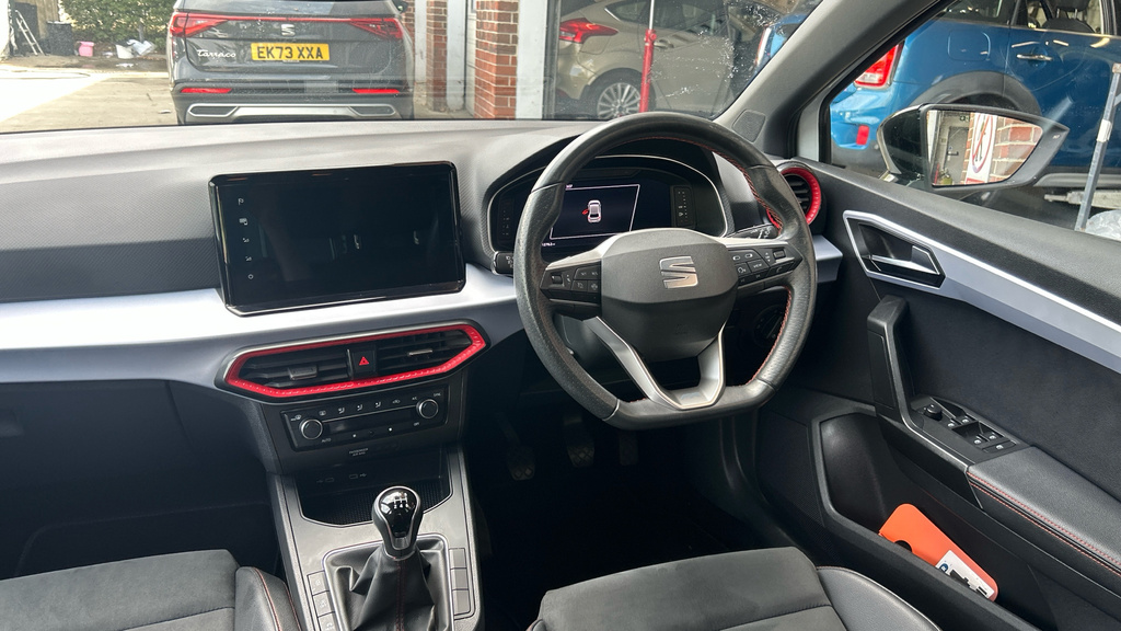Seat Ibiza 1.0 Tsi 110 Fr Sport Grey #11