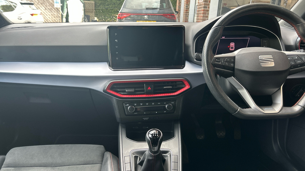 Seat Ibiza 1.0 Tsi 110 Fr Sport Grey #16