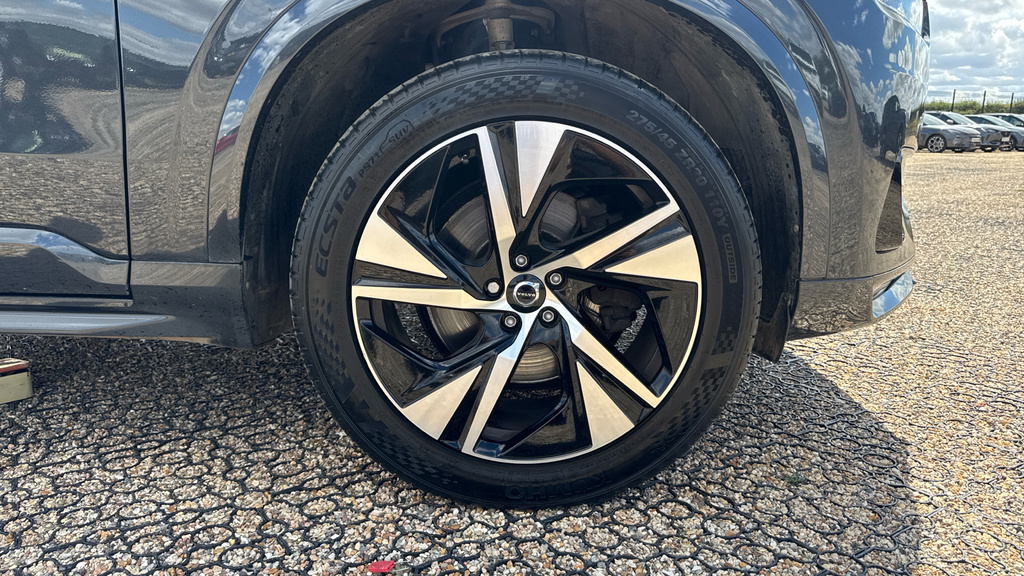 Volvo XC90 2.0 B5p 250 Plus Dark Awd Geartronic Black #17