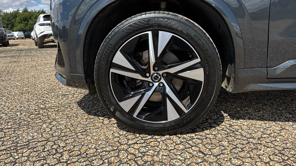 Volvo XC90 2.0 B5p 250 Plus Dark Awd Geartronic Black #18