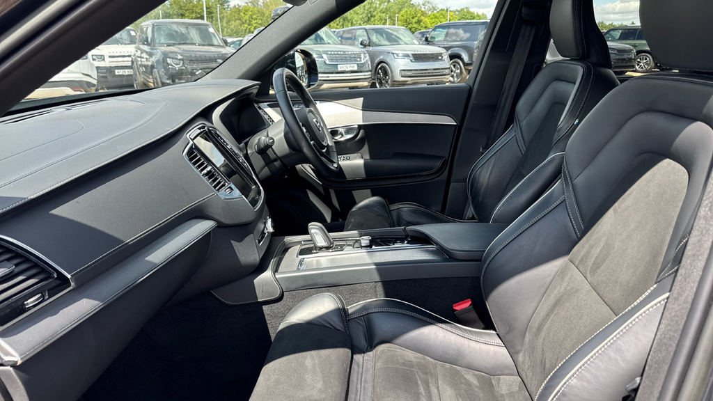 Volvo XC90 2.0 B5p 250 Plus Dark Awd Geartronic Black #41