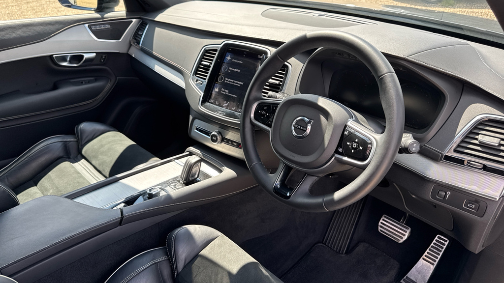 Volvo XC90 2.0 B5p 250 Plus Dark Awd Geartronic Black #9