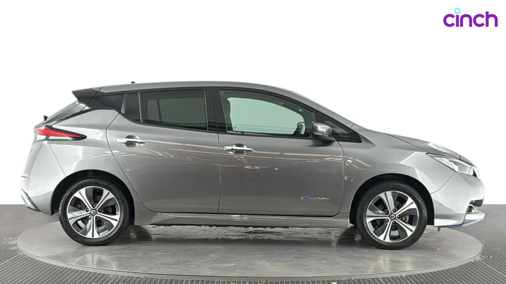 Nissan Leaf 110Kw Acenta 40Kwh 6.6Kw Charger Red #2