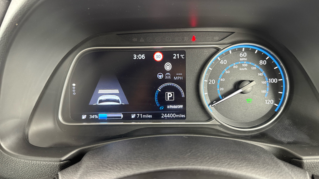 Nissan Leaf 110Kw Acenta 40Kwh 6.6Kw Charger Red #13