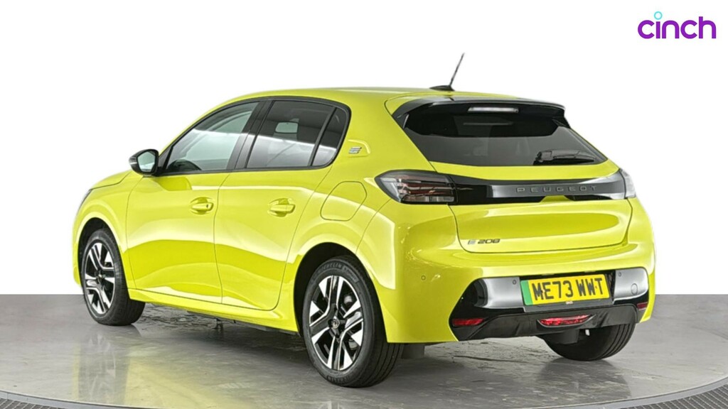 Peugeot e-208 100Kw Allure 50Kwh Yellow #5