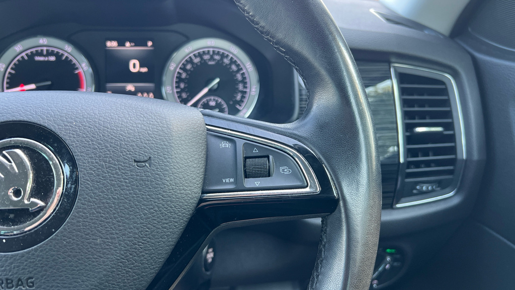 Skoda Kodiaq 1.5 Tsi Se Dsg Silver #26