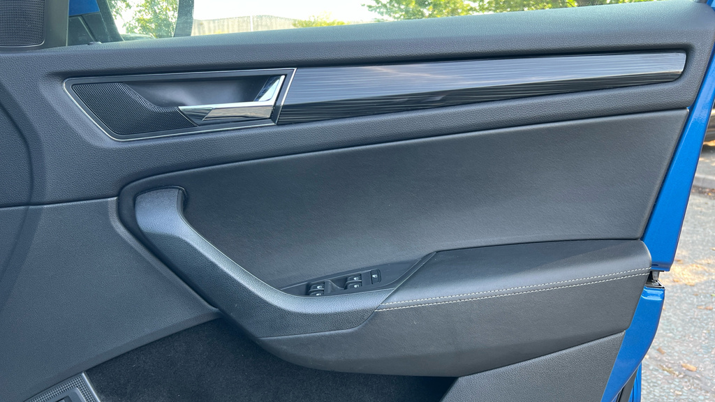Skoda Kodiaq 1.5 Tsi Se Dsg Silver #33