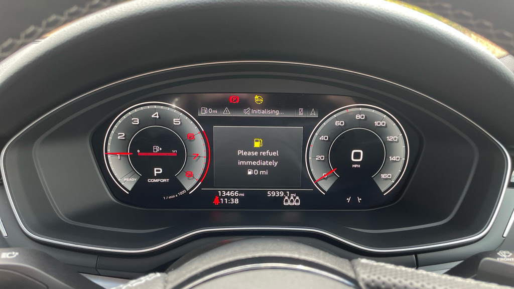 Audi A4 Avant Avant Black Edition 35 Tfsi 150 Ps S Tronic Red #13