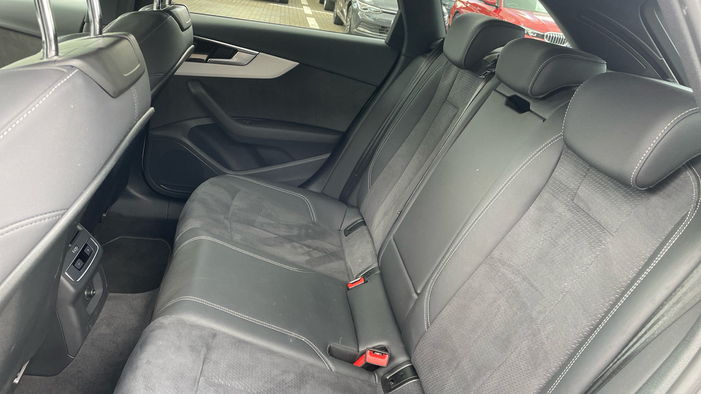Audi A4 Avant Avant Black Edition 35 Tfsi 150 Ps S Tronic Red #24