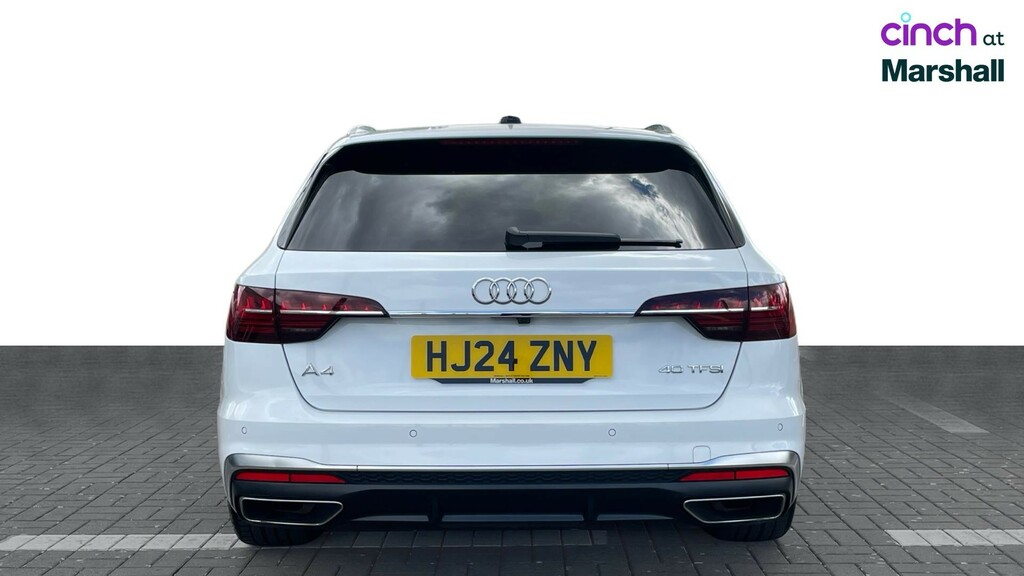 Audi A4 Avant Avant Black Edition 35 Tfsi 150 Ps S Tronic Red #4