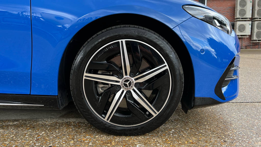 Mercedes-Benz CLA Class 1.3 Cla180h Mhev Amg Line Premium Plus Shooting Black #36