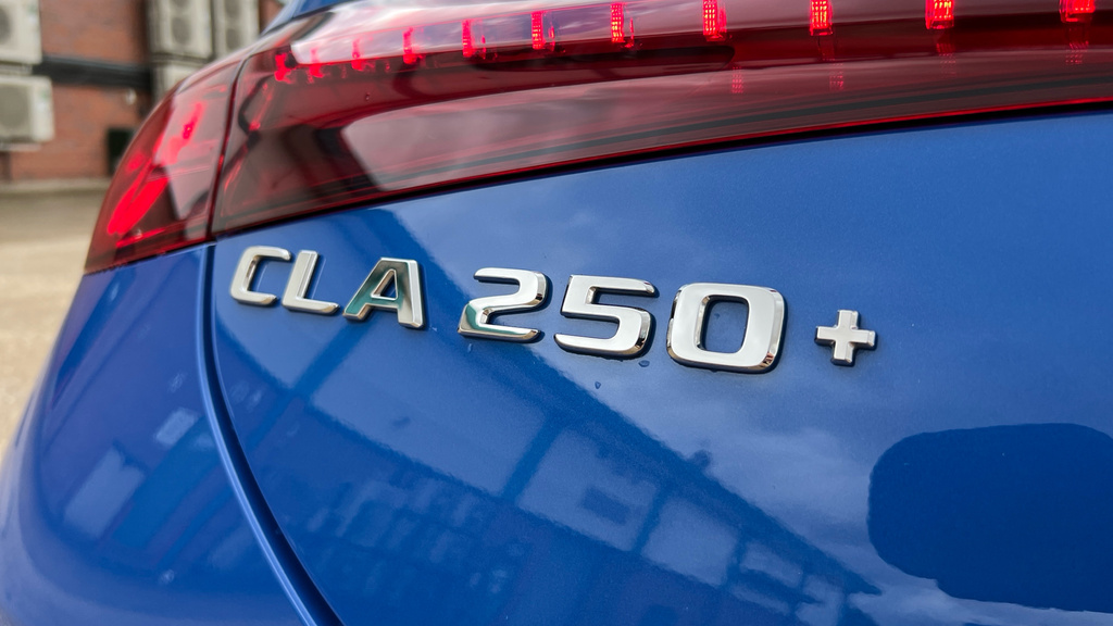 Mercedes-Benz CLA Class 1.3 Cla180h Mhev Amg Line Premium Plus Shooting Black #42
