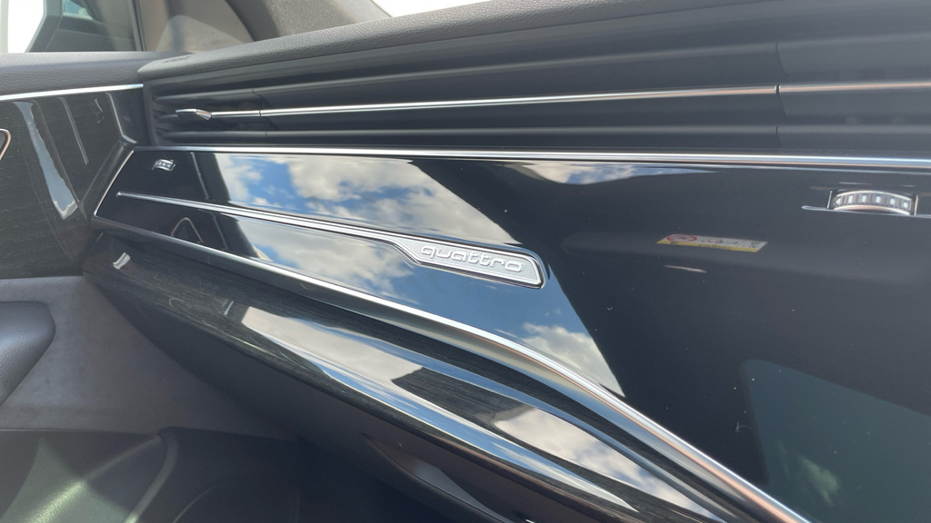 Audi Q8 Audi Q8 Suv Black Edition 50 Tdi Quattro 286 Ps Ti White #38