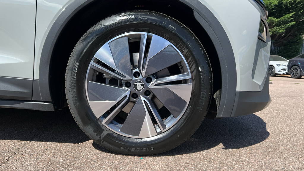 Skoda Elroq 210Kw 85 Edition 82Kwh Black #31