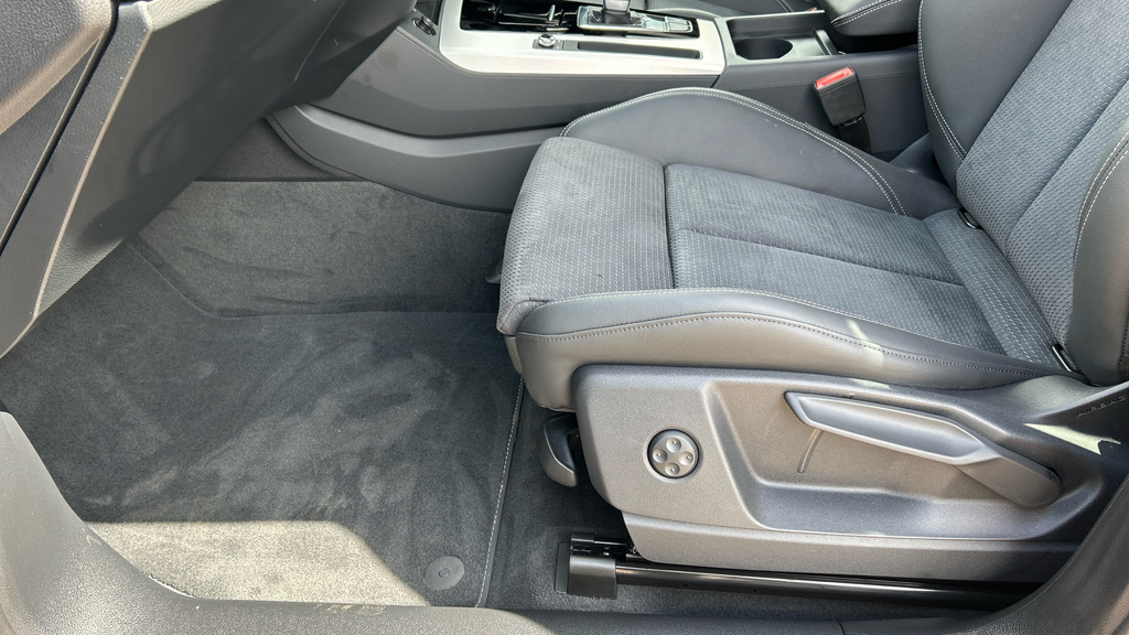 Audi Q5 Audi Q5 Sportback Special Editions 2.0 Tdi Quattro White #35