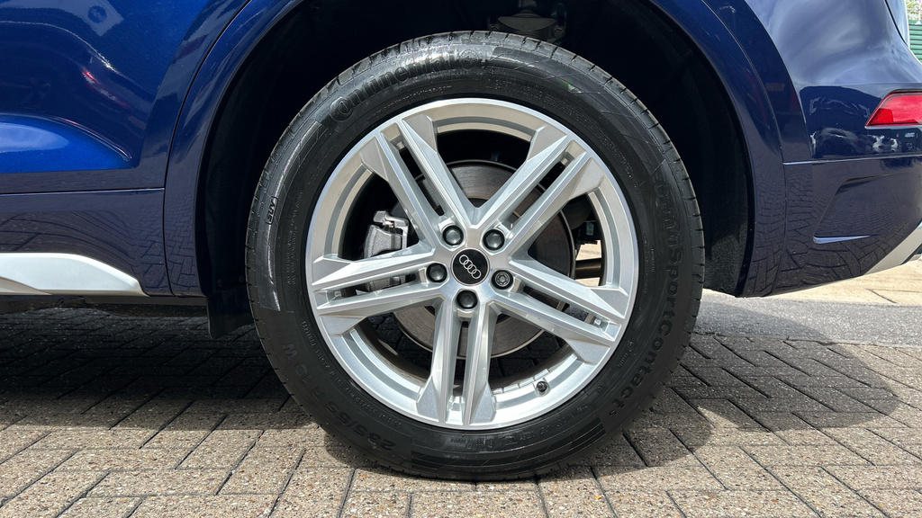 Audi Q5 Audi Q5 Sportback Special Editions 2.0 Tdi Quattro White #22
