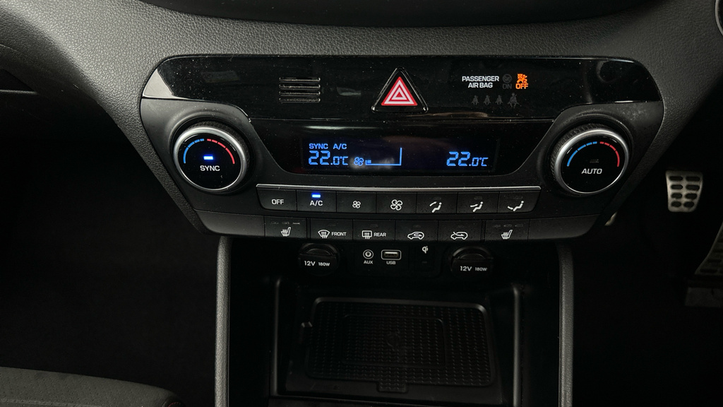 Hyundai Tucson 1.6 Gdi Se Nav 2Wd Red #12