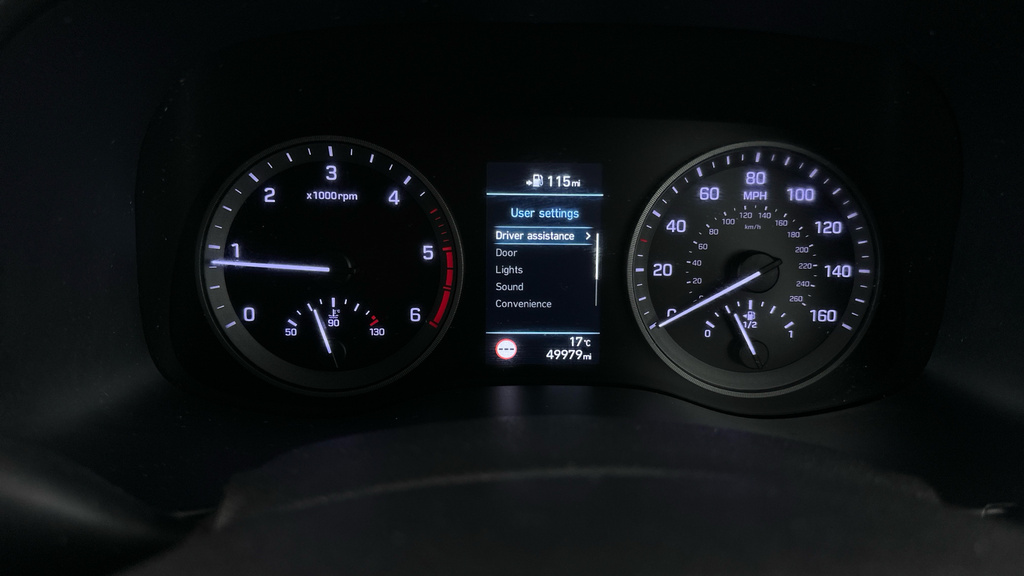 Hyundai Tucson 1.6 Gdi Se Nav 2Wd Red #20