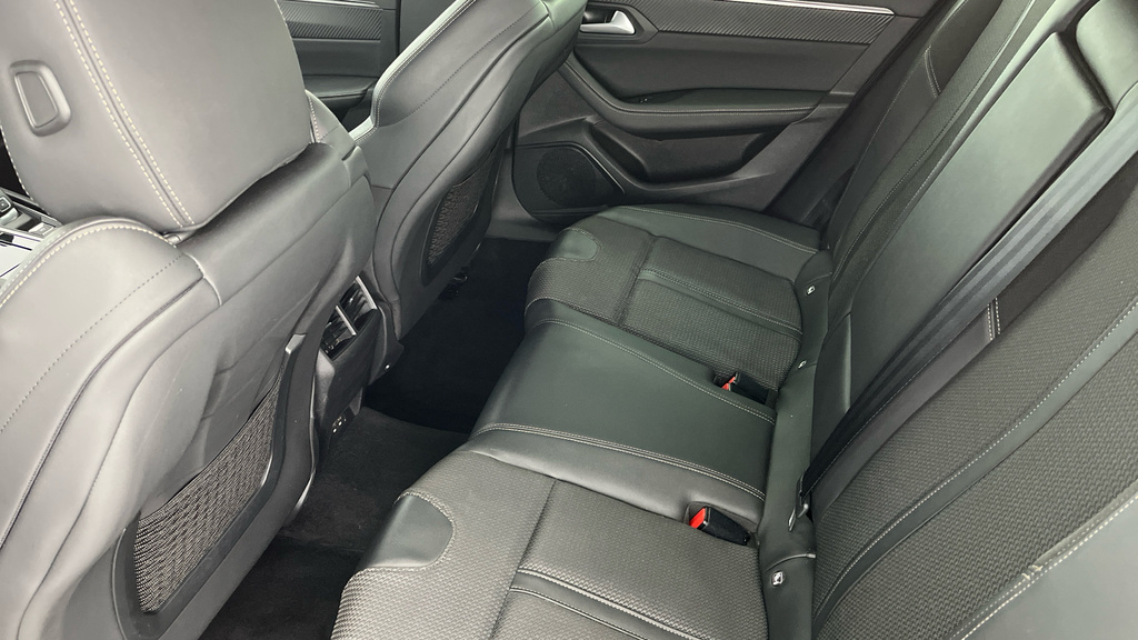 Peugeot 508 1.2 Puretech Allure Eat8 White #25