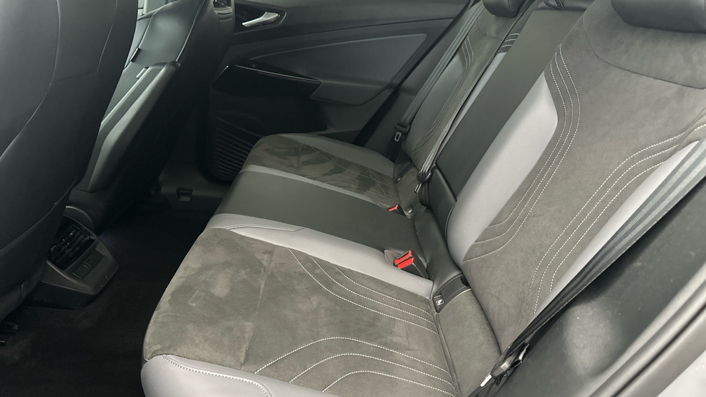Volkswagen ID.4 210Kw 4Motion Match Pro 77Kwh 286 Ps Grey #19