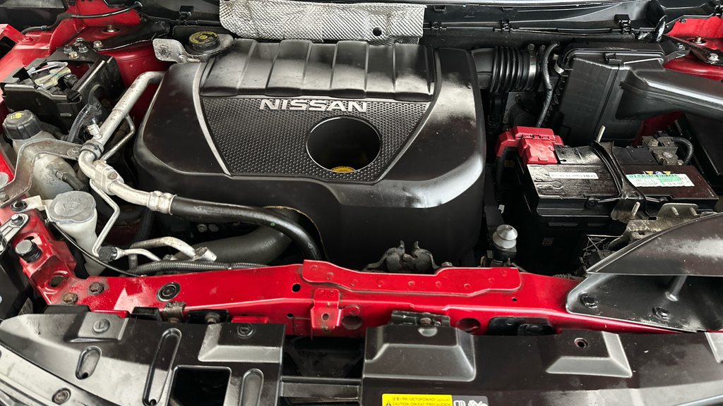 Nissan Qashqai 1.6L Tekna Red #23