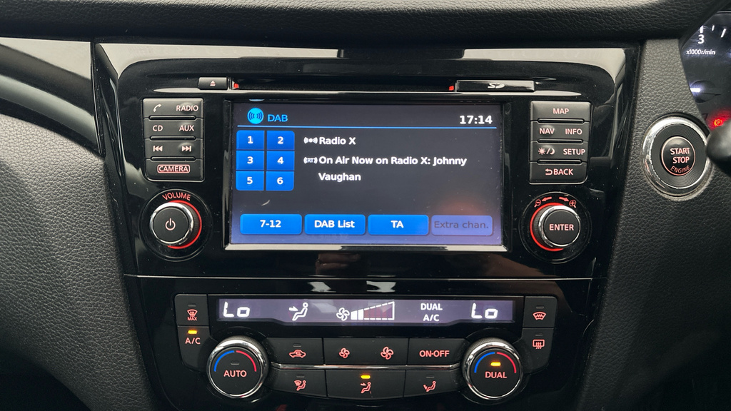 Nissan Qashqai 1.6L Tekna Red #17