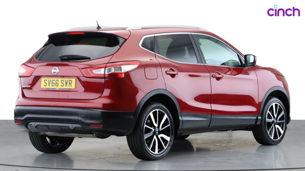 Nissan Qashqai 1.6L Tekna Red #3