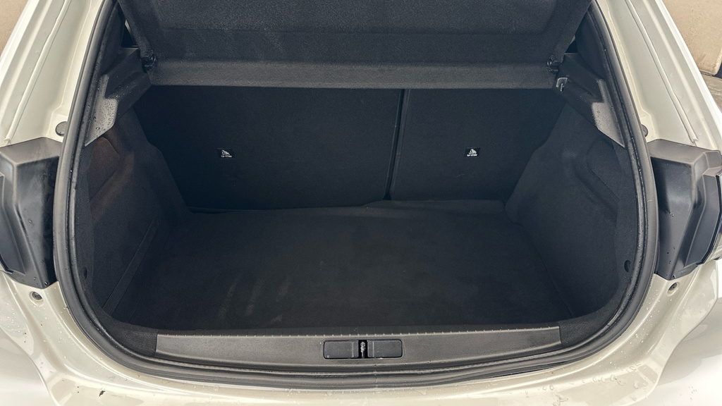 Peugeot 208 208 Allure Premium Puretech Ss Blue #19