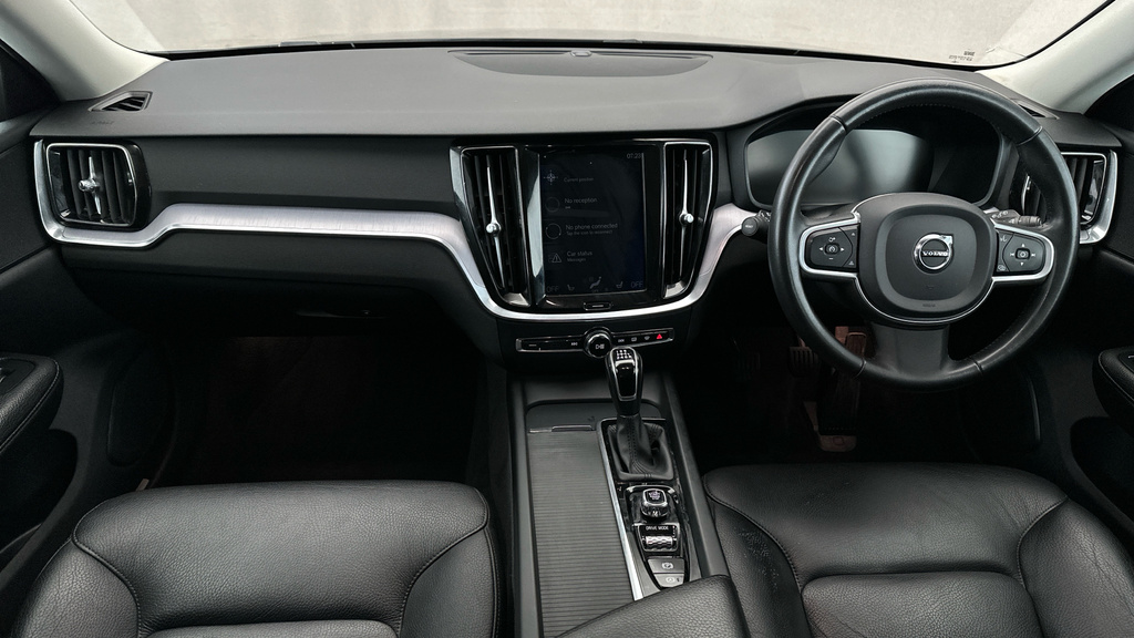 Volvo V60 T6 Recharge 11.6Kwh R-design Silver #13